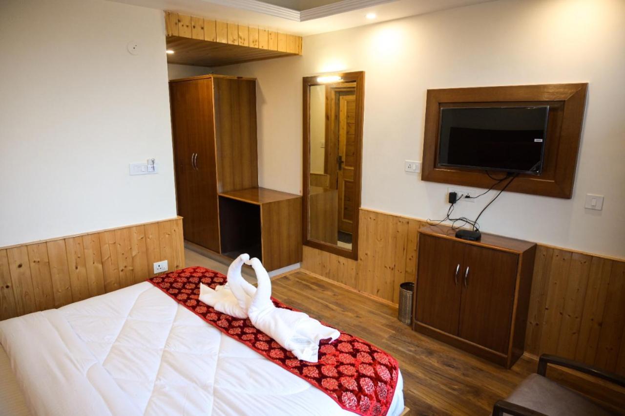 Lotus Inn Rohtang View มะนาลี ภายนอก รูปภาพ