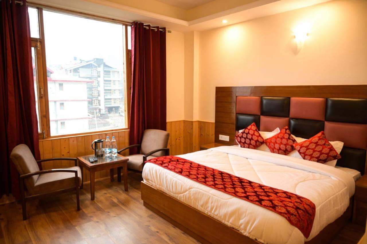 Lotus Inn Rohtang View มะนาลี ภายนอก รูปภาพ